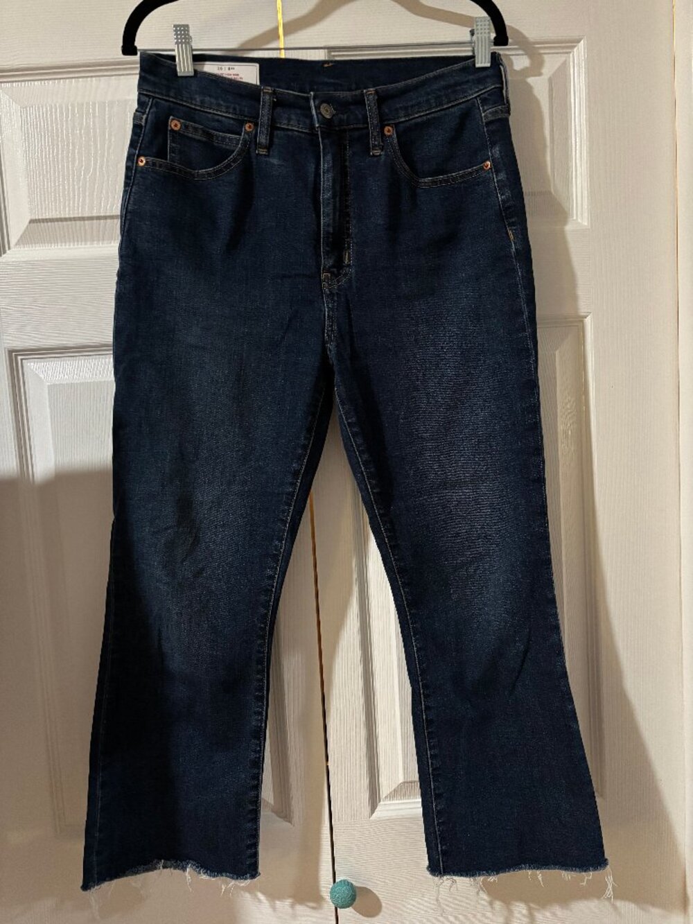 Gap Kick Fit High-Rise Short Size 29/8